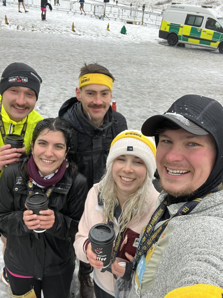 agirliknow's tweet image. Edinburgh #MoRunning! Ran a 10K (2 laps of Holyrood with an uphill that is not to be sniffed at) yesterday in LESS THAN IDEAL conditions ❄️🥶! No PRs, just happy to do it without slipping over, and proud of team @PhysAstroEd @Edinburgh_PPE who raised over £800 for @MovemberUK🥸!