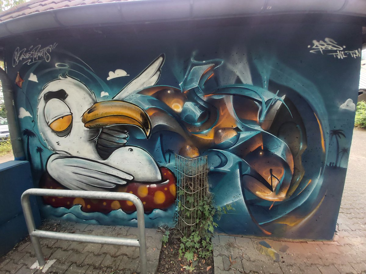 summer  walls around Europe here Germany
Any interest please visit the website or send a message , i will get back to you as soon as i can