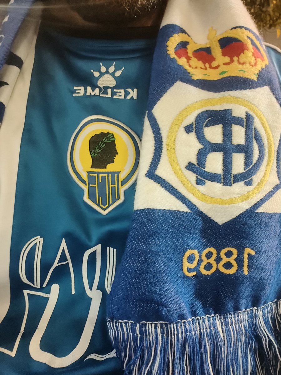 Y con esto me despido de Twitter unos días que han sido días muy intensos y de muchísima turra. Huelva preciosa, su comida mejor y, su gente, mejor todavía. Ojalá pronto este partido en otra división 💙🤍 <a href="/recreoficial/">RC Recreativo de Huelva</a> <a href="/cfhercules/">Hércules CF 💙🤍💯</a>