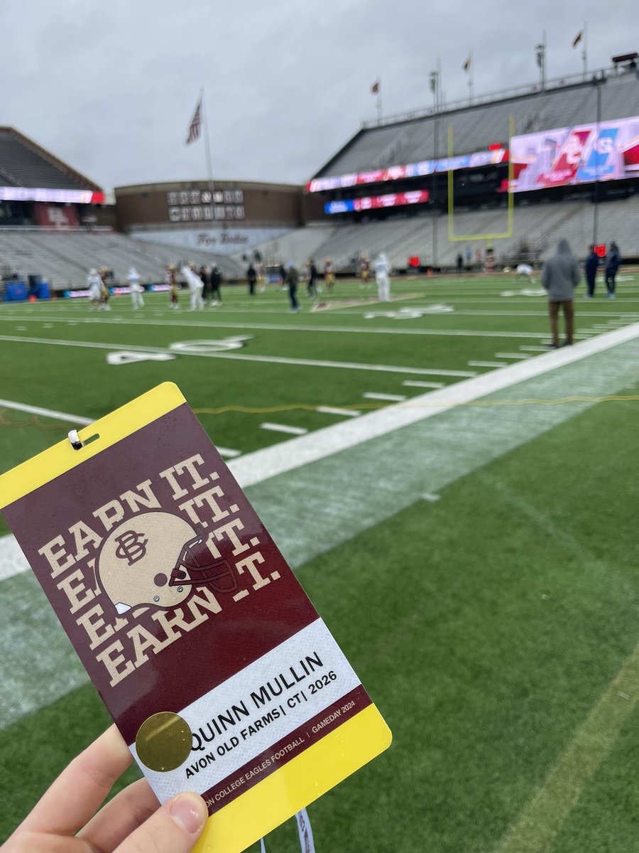 QuinnMullin2's tweet image. Thankyou @BCFootball for the game day invite had a great time.