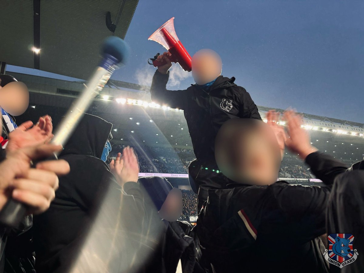 Images from Dundee Utd at home are now online please follow the link to our website for more

ub07.co.uk/post/dundee-ut…