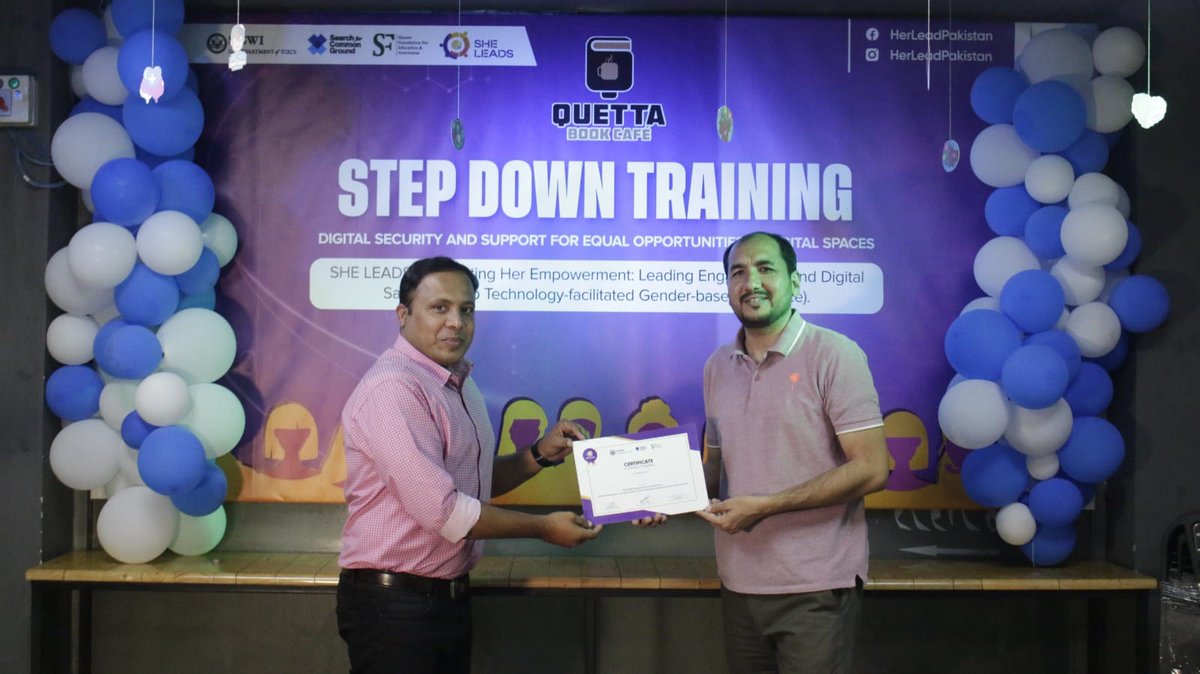 MindQuetta's tweet photo. 02 Days training on digital Gender Based Violence at Quetta Book Cafe with collaboration of @SheLeadsCBR  and @Shaourfoundation۔
(خوشحال اور مستحکم بلوچستان)
@PPHIB_org @dpr_gob @SBKQuetta @SmbzanICQ @BRSP_Pakistan @UOBQuetta @BalochistanPsy1 @cs_balochistan @RESCUEorg @MSF @APA https://t.co/QSpty2LkK6