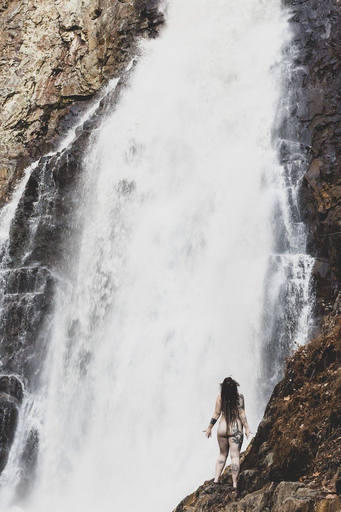 bfullyboldphoto's tweet photo. Confession: I love shooting at waterfalls!!

Day 24 of @JstCallMeElle @Girl15Gone and @thedarkboudoir1's #NSFWNovember: Confession 

In Shot: mmmargo666, zaxtacey, mermaidnada and Jessica Allison on Instagram 

Thank you for hosting this exciting challenge! https://t.co/1v1wi34I5D