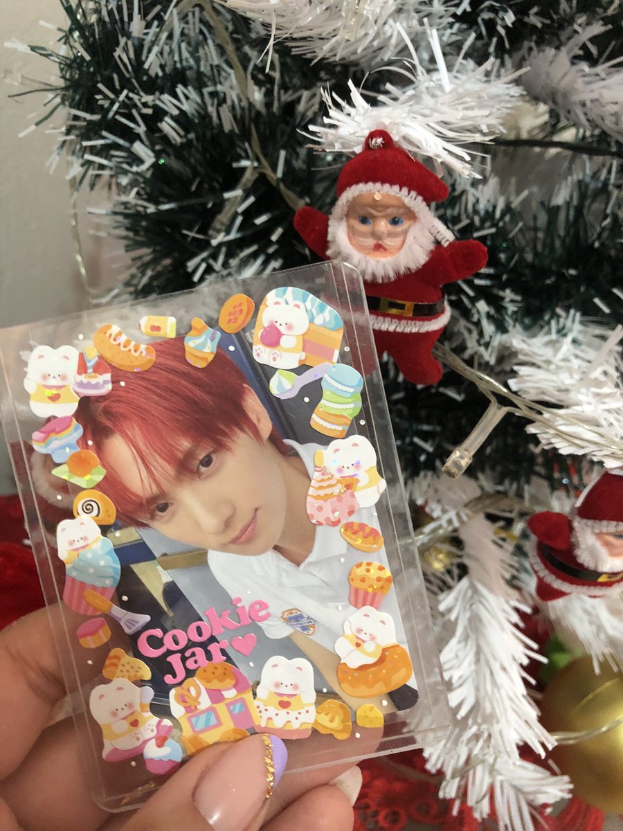 304captor's tweet photo. feedback positivo pra @iyumagic que me vendeu esse youngjae weverse 🥰🥰 chegou embalado certinho e a venda ocorreu bem como de costume! https://t.co/2PPCC2CvFg