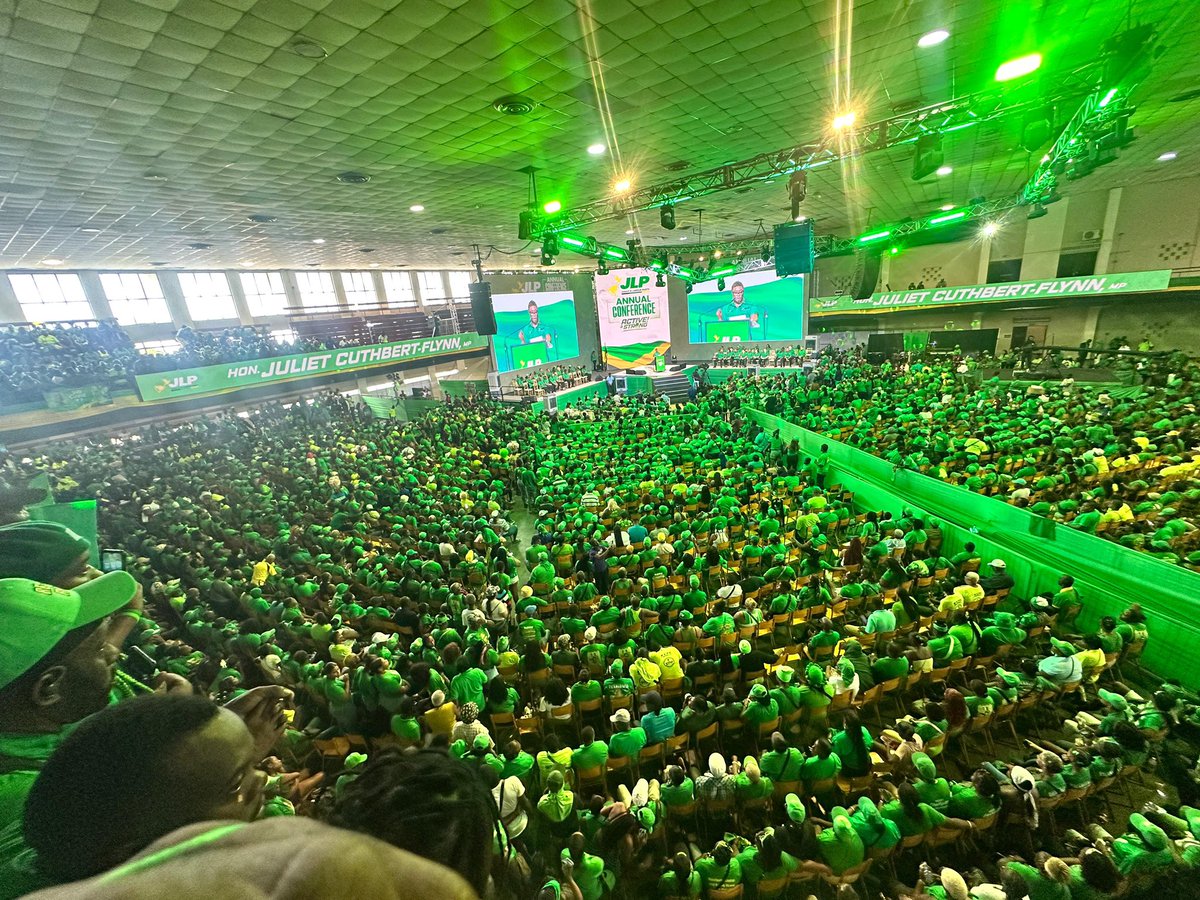 kiz_instyle's tweet photo. Nothing chakka chakka
Nuh dirt.. What a conference sweet on point young, fresh, fully active, and vibrant
@jlpjamaica #jlpconference
๐๐๐ฏ๐ฒโ๏ธ https://t.co/wjK8uycXqM