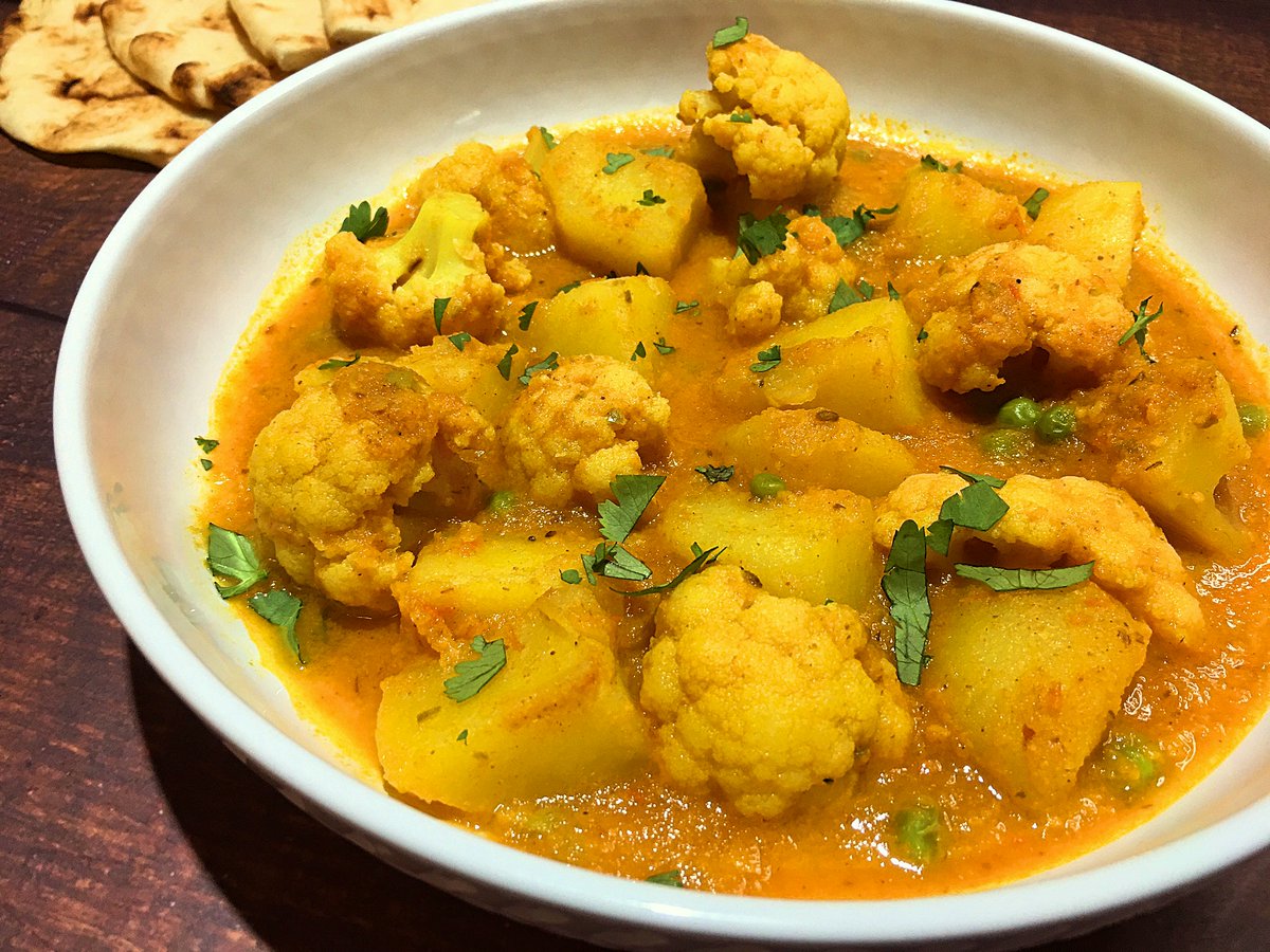 clubfoody1's tweet photo. Today is #MeatlessDay
Aloo Gobi... totally an OMG! 🤯
(check out my next posts👆 & the previous one 👇 for more meatless recipes😋)
#YouTube 📽️: https://t.co/7DP32RW6HS
#RECIPE ➡️: https://t.co/2OOfTFrIse
@EventGuideToday @DiningGuide2Day #RecipeOfTheDay https://t.co/02rkwsiNL7