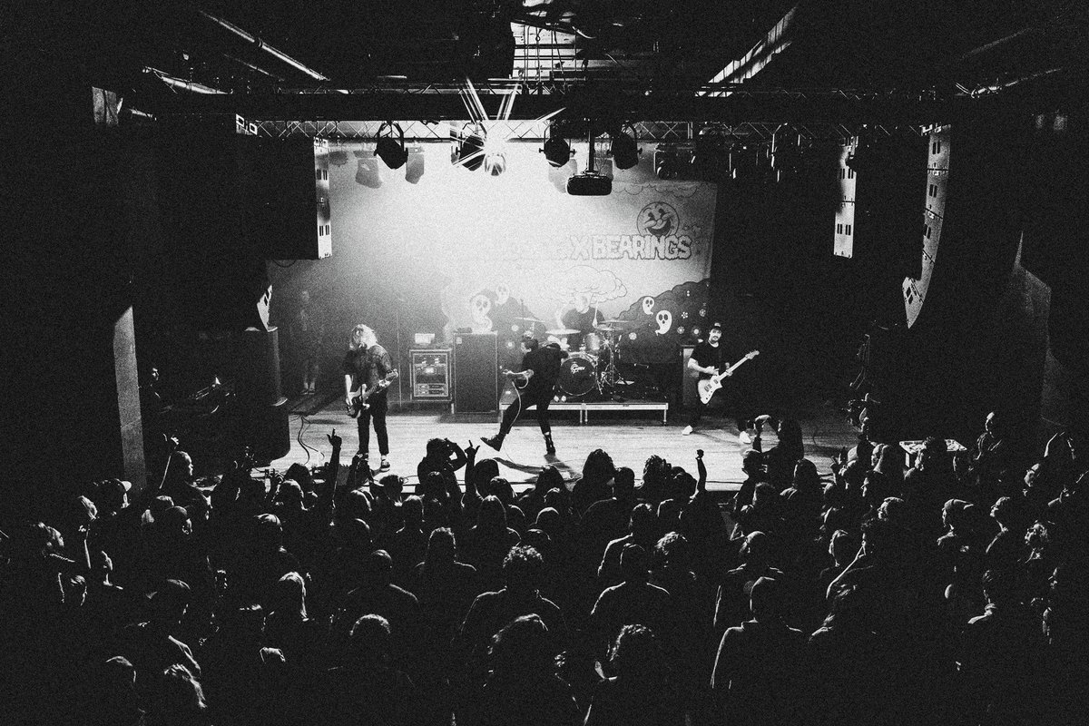 Broadside tweet media