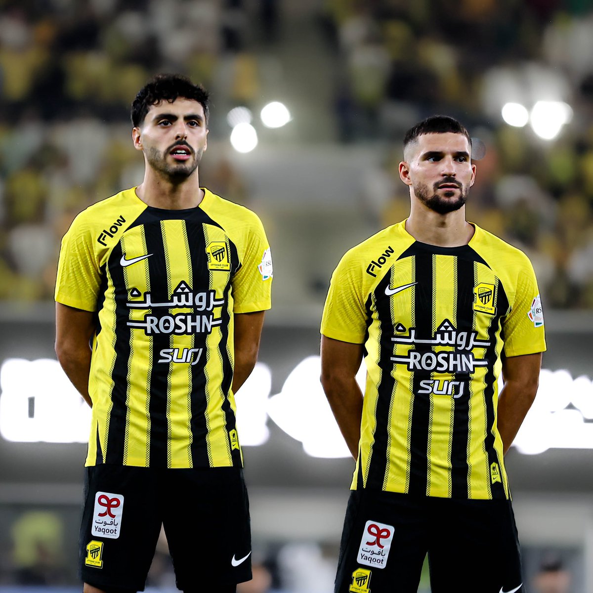 saqahtt's tweet photo. ألف مبروك جمهور الذهب 💛🖤 https://t.co/46H9OGMsHK