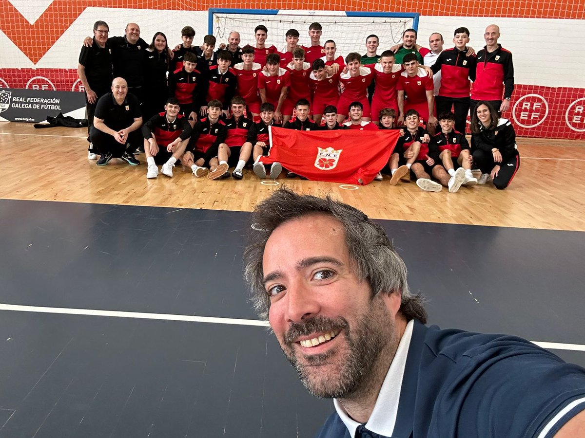 🏁Fin a 6 intensos días de curro en #Galicia visibilizando a las selecciones navarras #sub16 y #sub19 de #futsal.

🏆Conscientes de la dificultad de los rivales -todos ellos en fase final en 23/24-, nos vamos satisfechos por el grupo formado.

💪¡Seguimos! En tres semanas…otro.