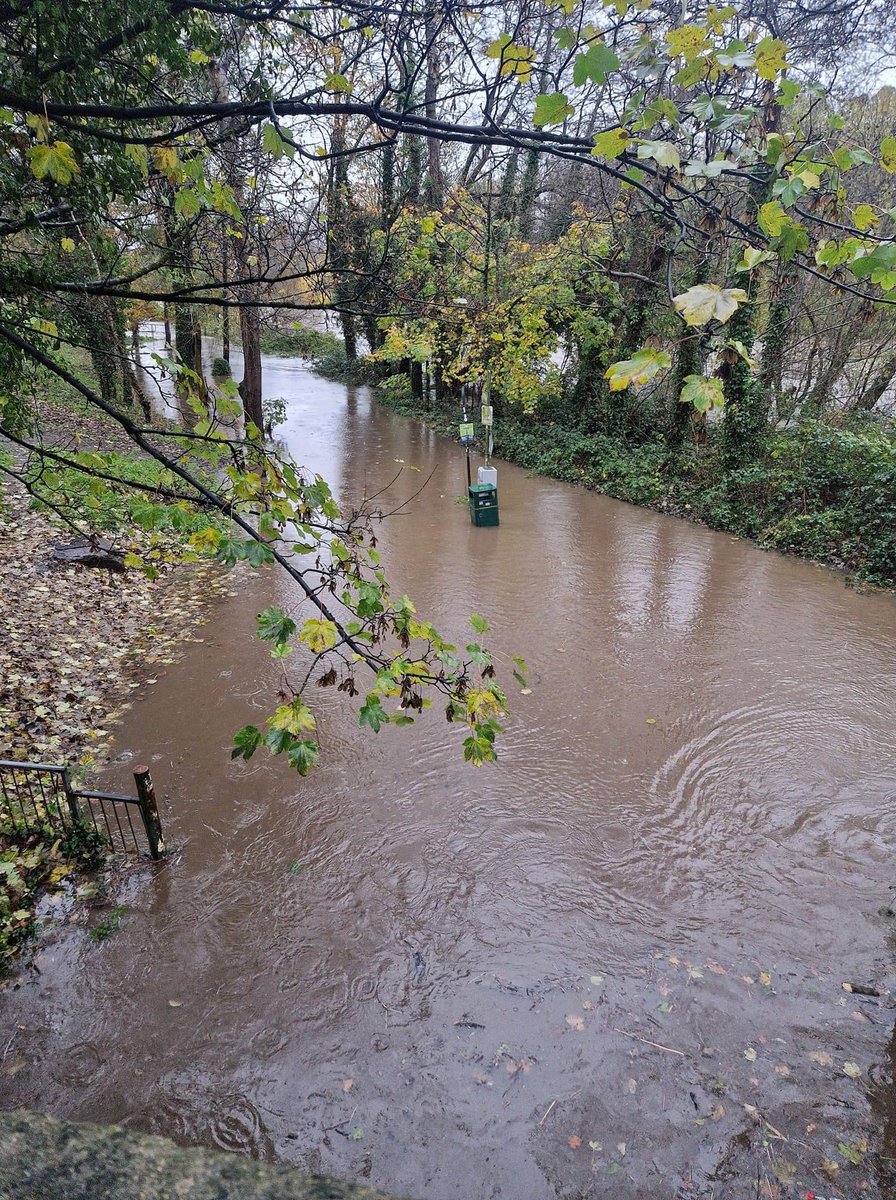 So, going for a long run during Storm Bert this morning wasn’t my best idea. Ended up knee deep in flood water after the Taff flooded!