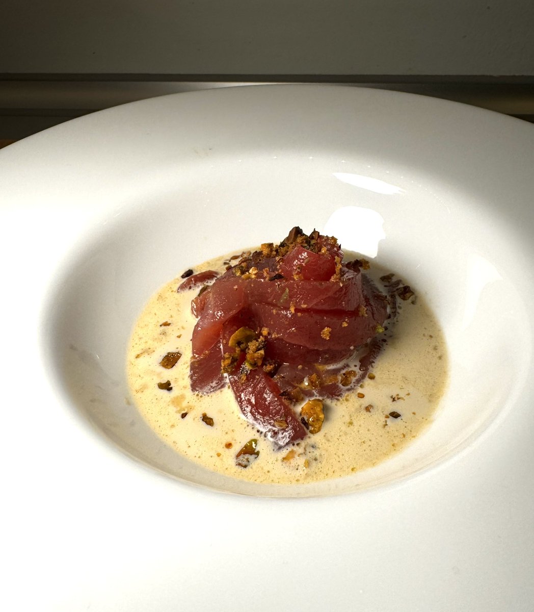 joYnt (@joyntval) on Twitter photo My last super gourmet  dish
🐟
'Raw Tuna Spaghetti with Lime Zest | Bagna Cauda with Shrimps Stock | Pistachios Brown Sugar Crumble '
Idea stolen from Michelin Stars restaurant 'Da Vittorio' 🇮🇹
(if you like will post more about these ones 🥰) My last super gourmet  dish
🐟
'Raw Tuna Spaghetti with Lime Zest | Bagna Cauda with Shrimps Stock | Pistachios Brown Sugar Crumble '
Idea stolen from Michelin Stars restaurant 'Da Vittorio' 🇮🇹
(if you like will post more about these ones 🥰)