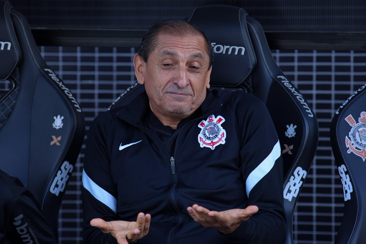 Noite de Copa tweet media