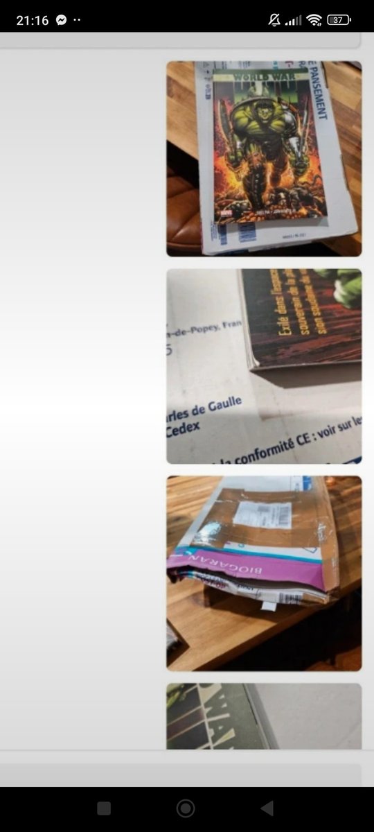 Alix1206's tweet photo. @vinted @mondialrelay @mondialrelay @MondialrelayFR Bonsoir à tous les deux, je vends un livre, l'emballe très sérieusement, le confie à mondial Relay. Le livreur l'ouvre et l'abîme et on rembourse l'acheteur ? Et moi ? J'ai perdu mon argent et je ne récupère   pas mon livre. RT https://t.co/m4nUiV2WNS