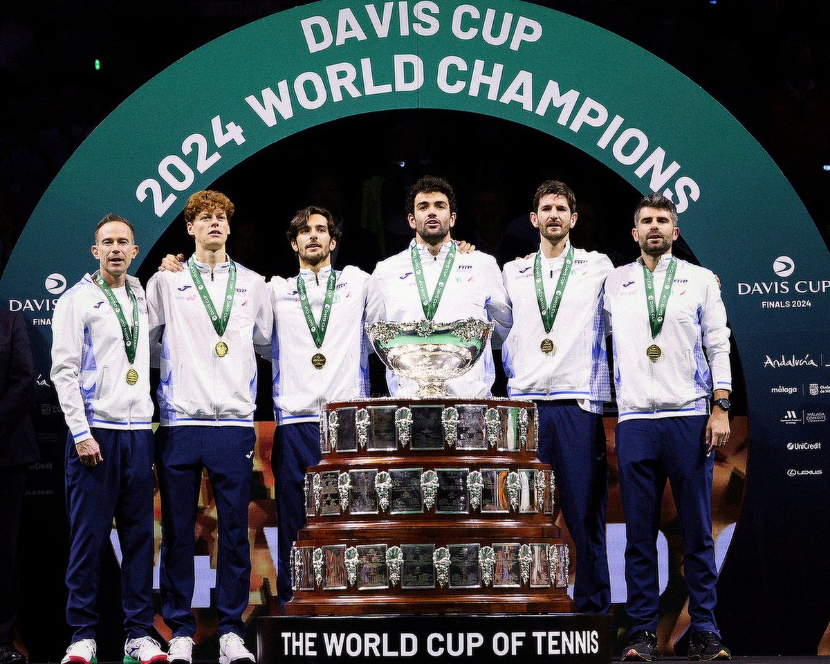 Campioni!!! 🇮🇹💙🏆

📸: ITF - #DavisCupFinals