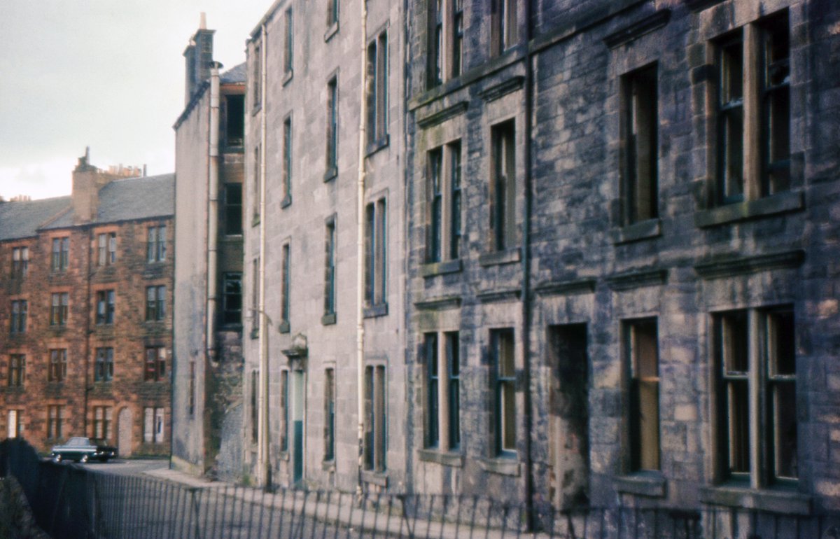 InverclydeHN's tweet photo. Pics of the day number 1702, Glen area, Port Glasgow, March 1971. Sandy Kennedy Collection ©McLean Museum https://t.co/l5cfnocsKh