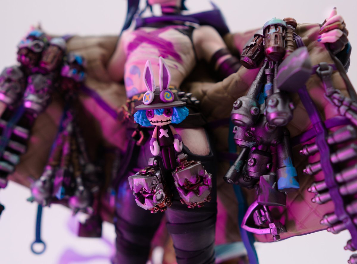 Here she is! Your Big Fat Hero, 1/7th scale Jinx! 

-Figure Concept by <a href="/epseelutely/">Epsee</a> 
-Base motif design by Danny Beck
-Figure + Base + Smoke Sculpted by me
-<a href="/RhettIsAndra/">Rhett Mason👹Andra</a> helped with the grenades and Rhino gun
-Product Photography by me

Each figure will come with a certificate