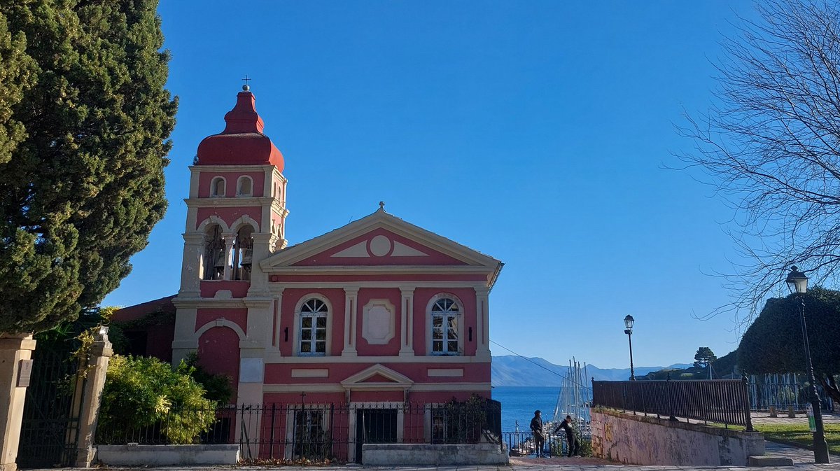 lorellodt's tweet photo. He encontrado el lugar al que huir cuando me harte de todo 💙🇬🇷 Corfú • Κέρκυρα https://t.co/X98GBhDPPx