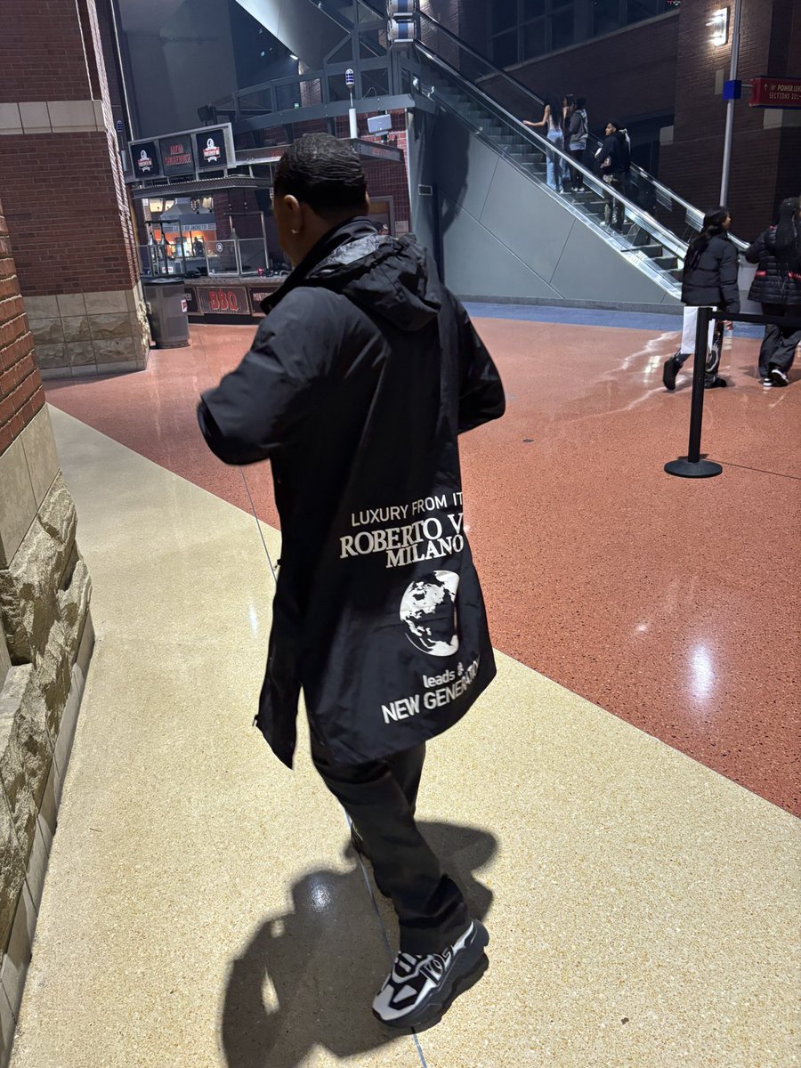 rellhoodmvp's tweet photo. https://t.co/LxJM8nk3j4