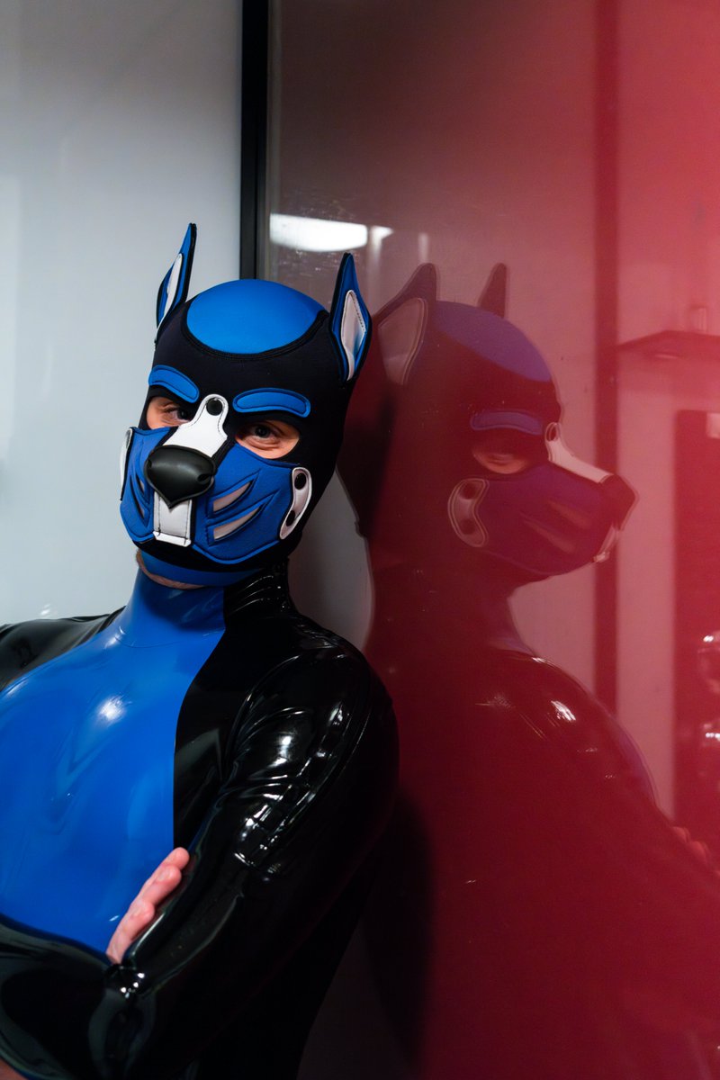 Join me in the shower?

Picture by the amazing <a href="/espeAfterBark/">moved to bsky</a>