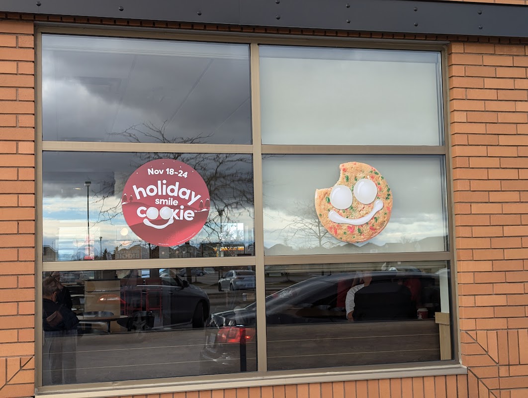 It's not too late to pick up your #SmileCookies at any <a href="/TimHortons/">Tim Hortons</a> in Vaughan or Richmond Hill today in support of School Student Nutrition Programs. Today is the last day. Amazing Staff at Tim's store on Jane near Major Mac. Stocking up for xmas! @YRFood4Learning