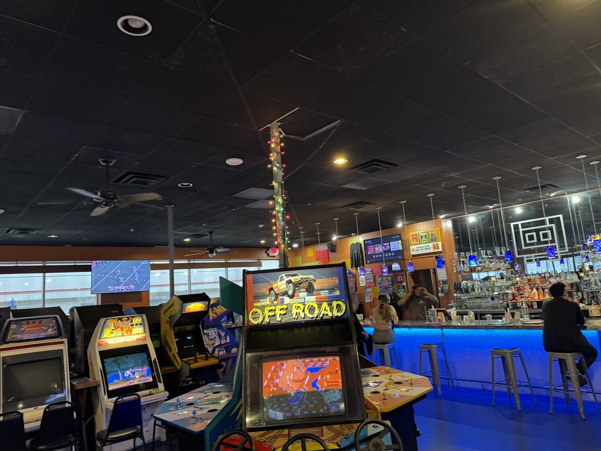 Damian Sopher tweet media