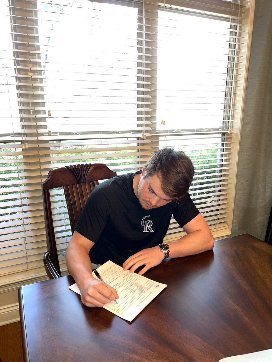 Clayton Ross Gray tweet media