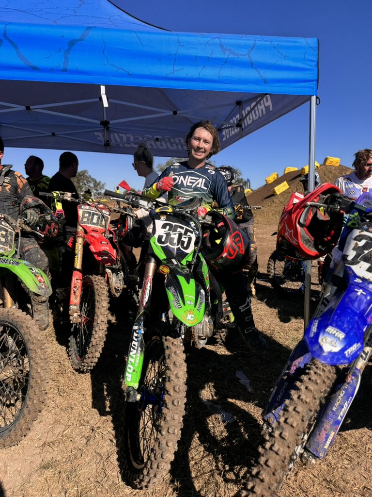joeycrown355's tweet photo. 25 plus race 1 P-1 here at the Mini Os, and ready to back it up in the main! #kx450f #jcriderdevelopment https://t.co/UyW10t2SUs