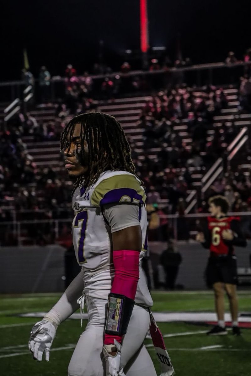 Kristian Bradley (@iiamkristian) on Twitter photo Senior Season Highlights 🐾💜💛
#AGTG I’m very grateful for the opportunity to play the game of football at Male and excited for what is it come..🙏🏾
-LB/Nickel
- 5’11 170
<a href="/CidHamet/">Chase</a> <a href="/LMHSCoachWolfe/">Coach Wolfe</a> <a href="/EPalmerJr/">Eric Palmer Jr.</a> <a href="/CoachKemp1/">Coach Kemp</a>
Check out my Highlights - hudl.com/v/2QxFJY Senior Season Highlights 🐾💜💛
#AGTG I’m very grateful for the opportunity to play the game of football at Male and excited for what is it come..🙏🏾
-LB/Nickel
- 5’11 170
<a href="/CidHamet/">Chase</a> <a href="/LMHSCoachWolfe/">Coach Wolfe</a> <a href="/EPalmerJr/">Eric Palmer Jr.</a> <a href="/CoachKemp1/">Coach Kemp</a>
Check out my Highlights - hudl.com/v/2QxFJY