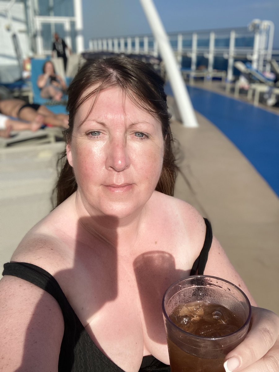 Fairy Nuff 🧚‍♂️🥂 tweet media