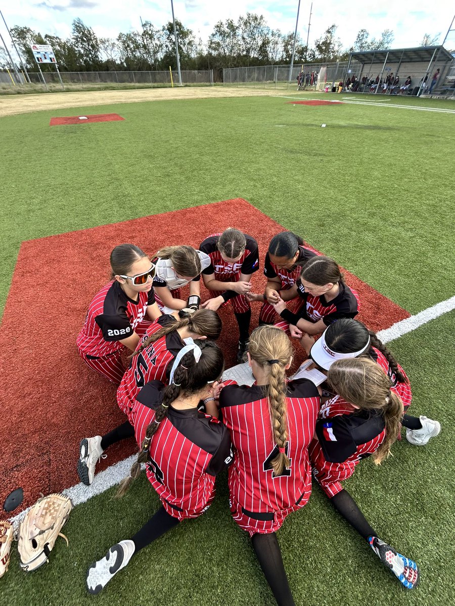 Semi-finals bound! The girls are showing out at their first 16u tournament!