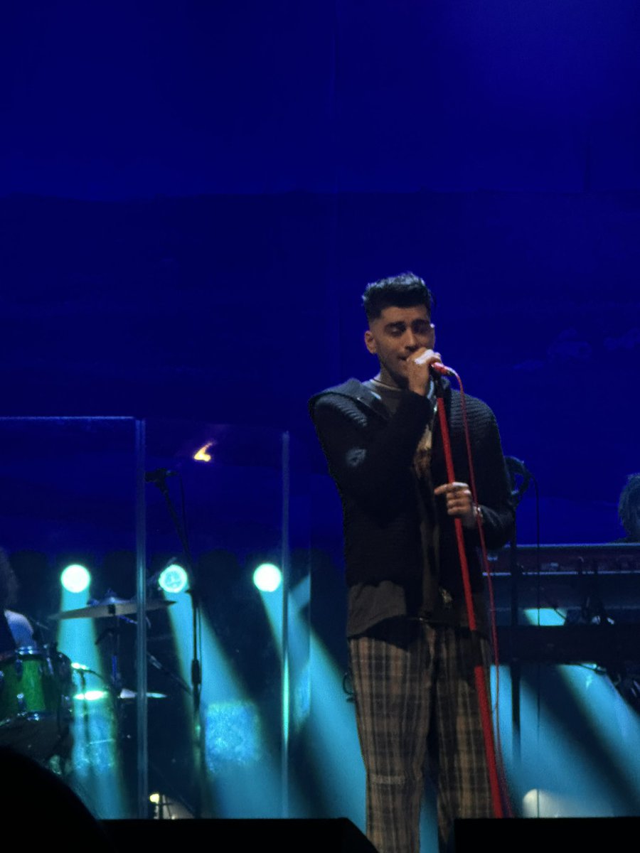 cvrdsonthtable's tweet photo. Zayn Malik, 2012 🤪

#ZaynSTTSTour https://t.co/k65ZxgMFUv