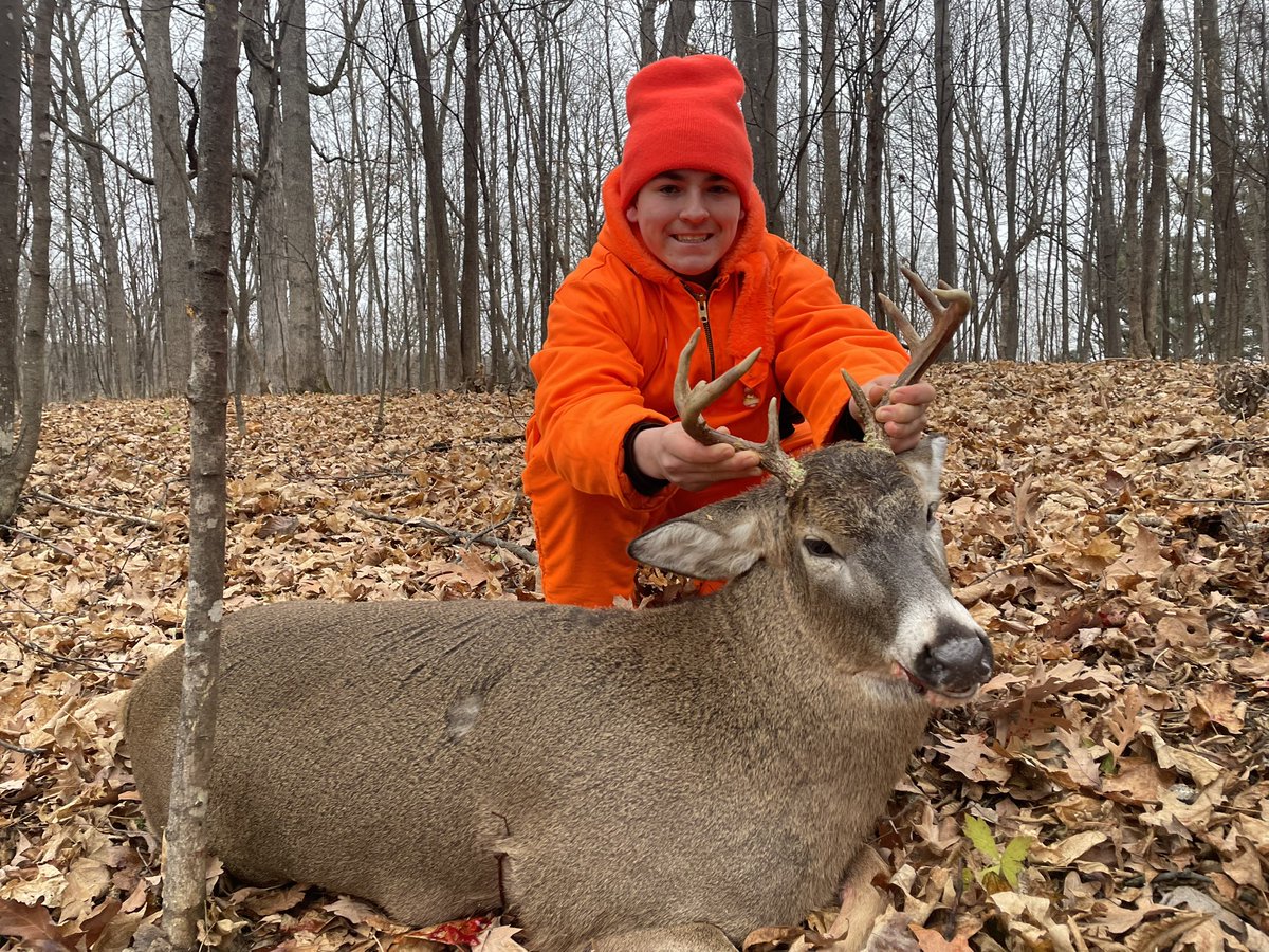 joezydowsky's tweet photo. Well done Eric! #9pointer https://t.co/31IVzOb4ve