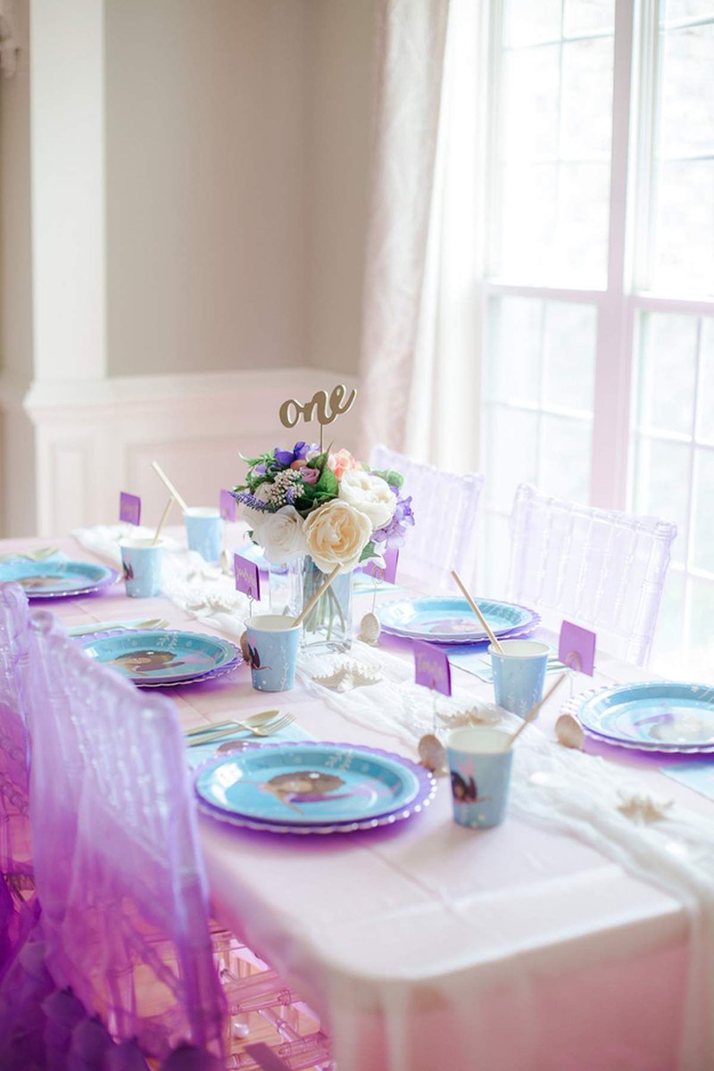 catchmyparty's tweet photo. Take a look at this stunning mermaid birthday party! The table settings are amazing! https://t.co/4BmlGqDC8S #catchmyparty #partyideas #mermaid #mermaidparty #underthesea #undertheseaparty #girlbirthdayparty https://t.co/LOuETTk3so