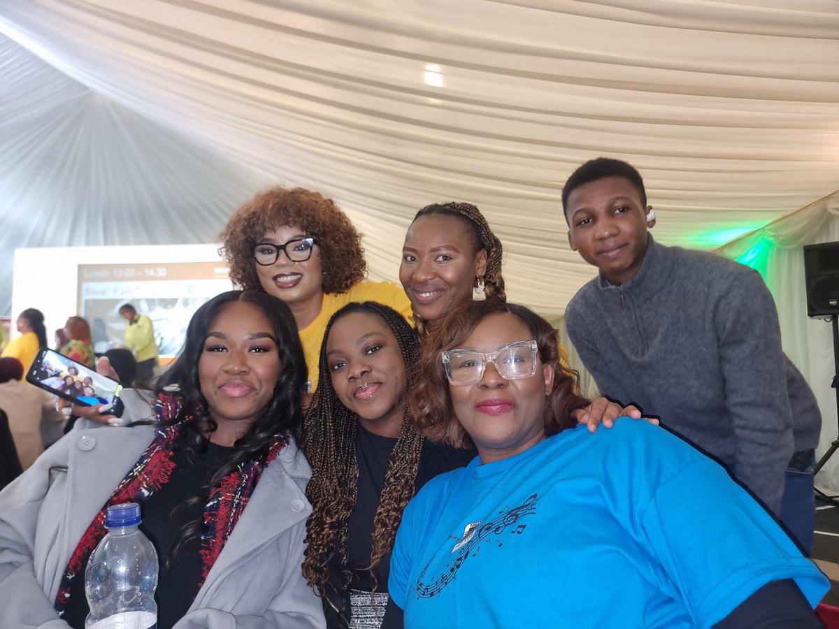 Favour Igwe Msc Business with HRM tweet media