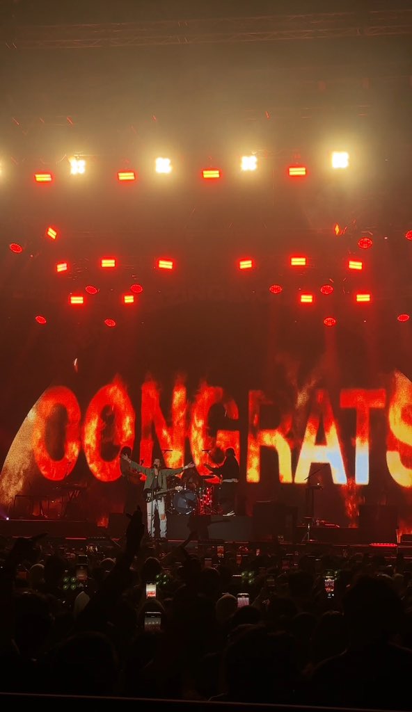 puzzythang's tweet image. LANYYY🫶