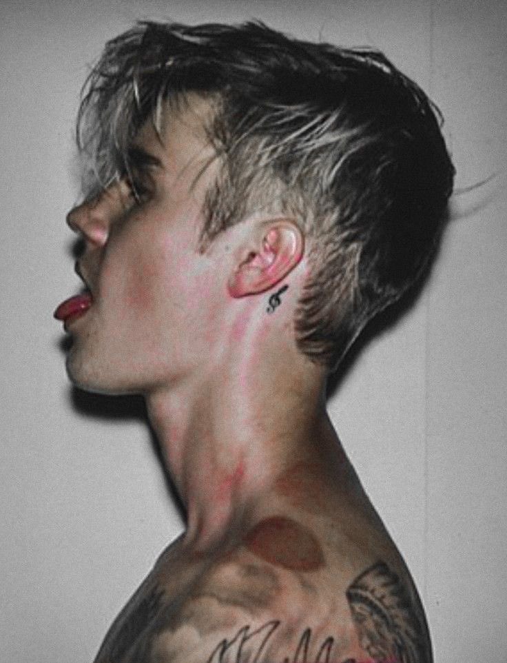 onlydojb's tweet image. —— o sonho da tua namorada.