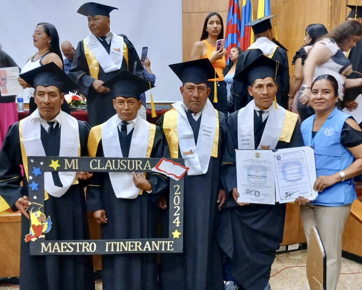 MisionONUCol's tweet image. #FirmesConElAcuerdo | Dos ceremonias de graduación de firmantes de paz y un conversatorio marcaron la conmemoración del octavo aniversario del Acuerdo de Paz en Cauca, con participación de instituciones, comunidad y @MisionONUCol.🧵