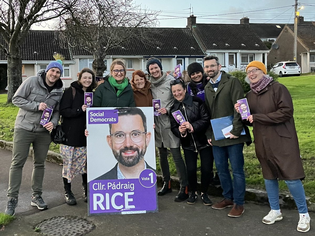 The momentum for change is growing. Many people in Cork are looking for new representation, new voices and new parties.

Today we knocked on over 700 doors. We are giving this campaign everything we got.

 I would really appreciate your no 1 vote on Friday 🗳️