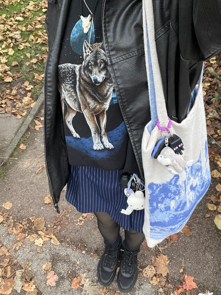 kit / myst 🎆 tweet media