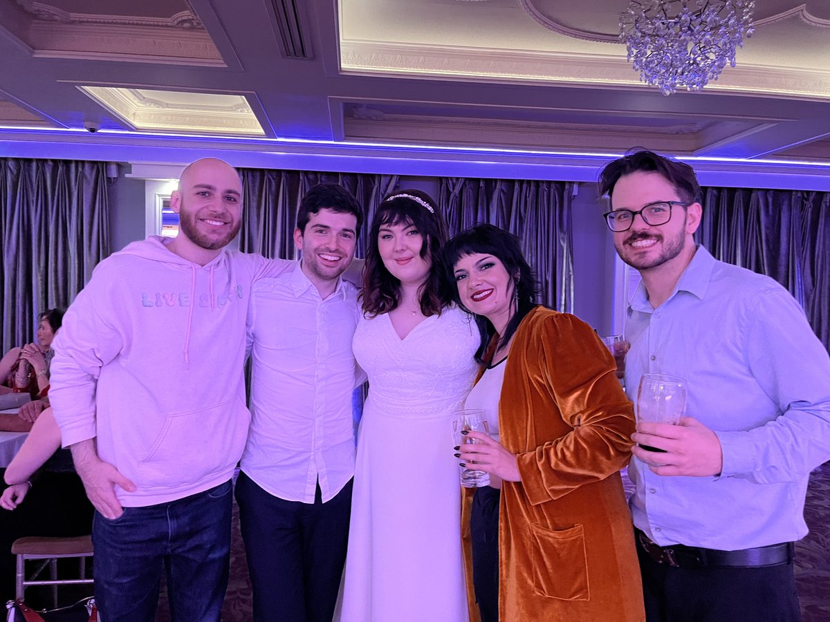 gaebpls_'s tweet photo. together for @itsstaceyuhh’s special day 🥰 https://t.co/lc45vqMvbS