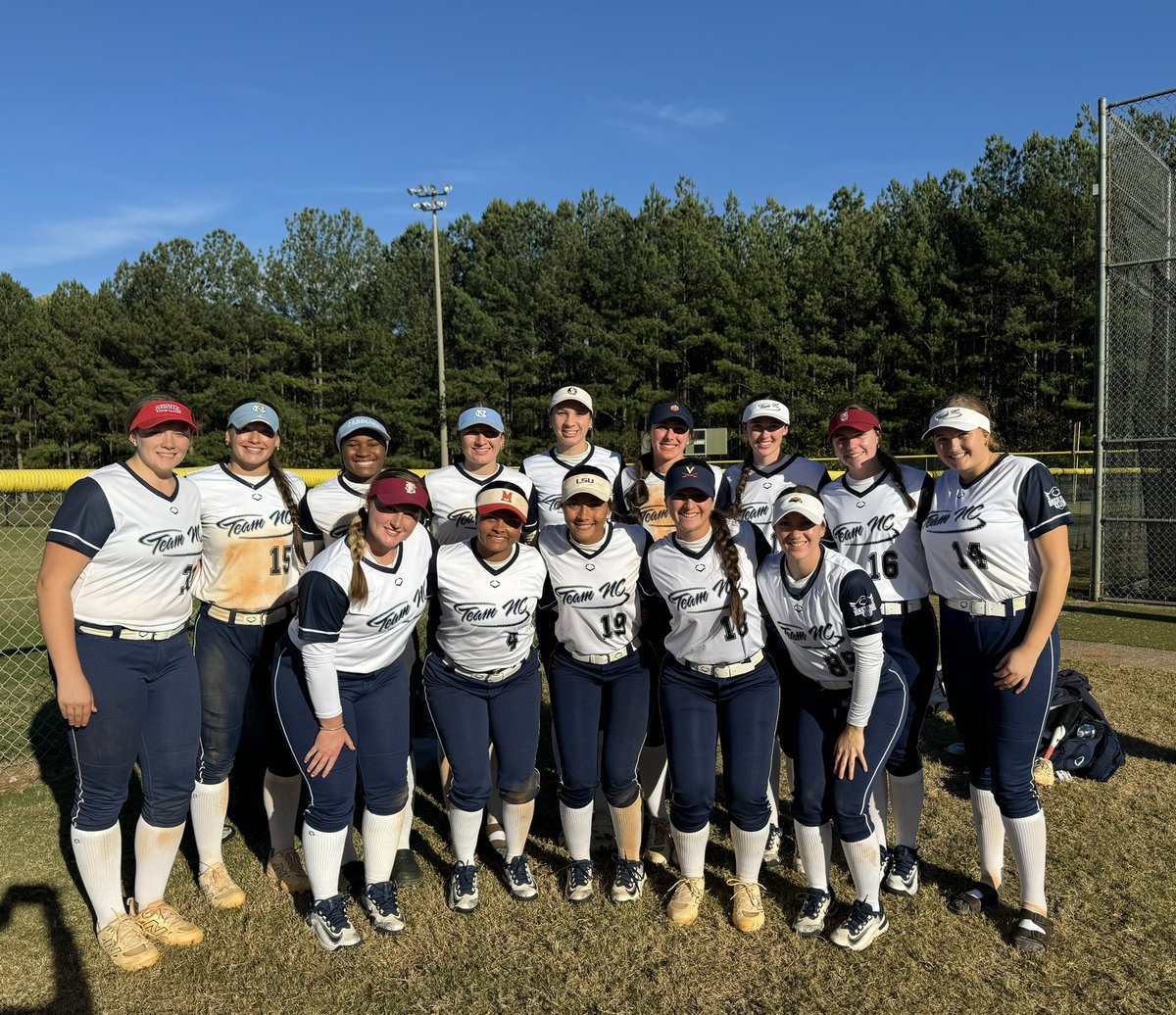TeamNCHinde's tweet image. That’s a wrap for the 2024 Fall season! It’s time to rest and regroup for an exciting 2025! Stay tuned 👀

Today’s Bomb Squad:

@ApplingGradie - @LSUsoftball 
@HWeismer - @UVASoftball 

#TeamNC