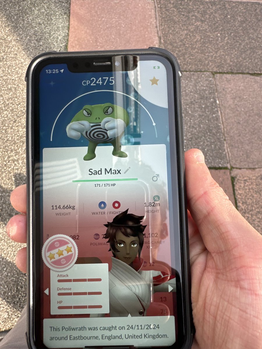 Wild area has ended, no shundo poliwrath for me :’)), but has brought the total poli species hundos to 22, run all over for them today as shown by the silly step count, got a shundo for a friend but never for me :’)), poli classic when 👀