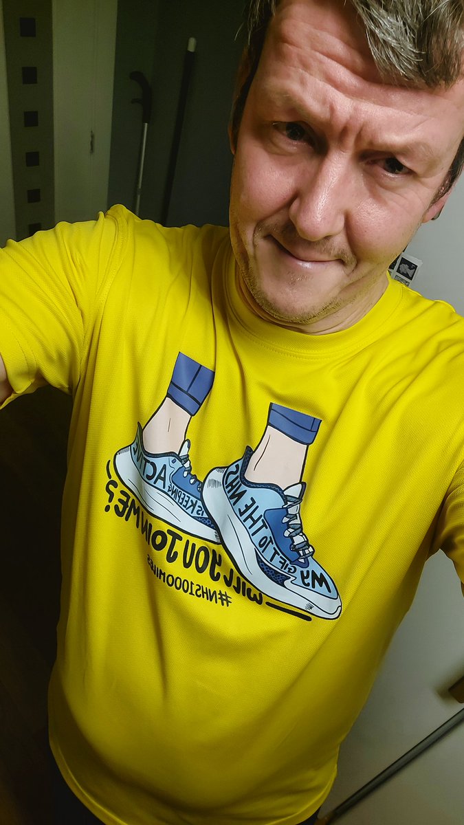 JamesBurrows001's tweet image. 6 walks 1 game of badminton,  1 per day this week. #NHS1000miles 32km is about 20 miles. If only I had done this every week.  I am back in a positive mind. Looking forward to stepping it up a bit more next week. You are all such an inspiration. @KathEvans2
The t shirt is snug 😃