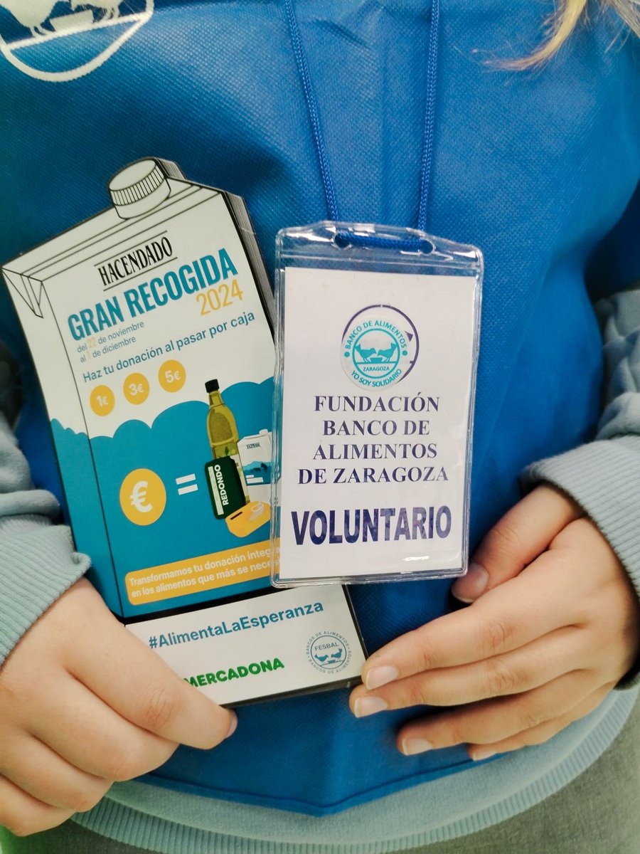 La solidaridad es el alma de nuestra parroquia y nuestra cofradía.

Nuestra Hermana Mayor, junto a un buen número de nuestros cofrades, han participado en la #GranRecogida del <a href="/b_alimentoszgz/">Banco Alimentos ZGZ</a> . 

💙 Es un privilegio formar parte de esta gran labor.💙