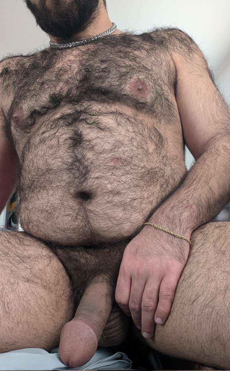 AzizJuneDeluxe's tweet photo. Horny cub https://t.co/csbvQbHMoA