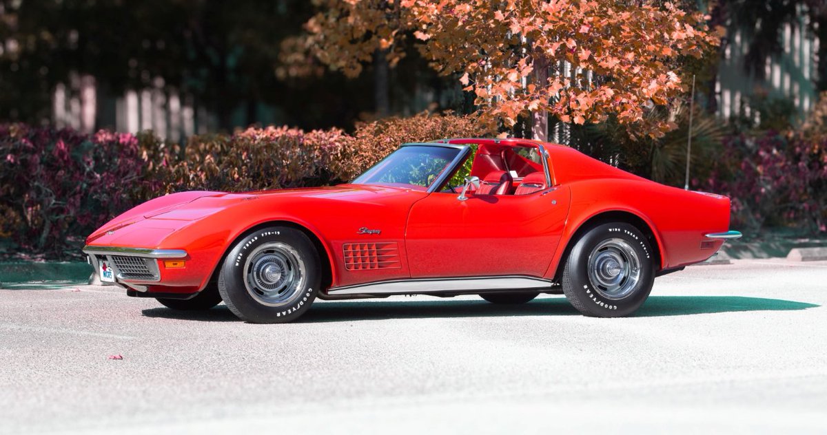DreamGiveaway's tweet image. #SideviewSunday with the Classic Corvette Dream Giveaway Stingray!
💥 Win the Ultimate Classic Vette Dream Ride! This is a 3X NCRS Top-Flight Award-winning 1970 Corvette Stingray, meticulously rotisserie-restored to perfection. Visit dreamgiveaway.com/dg/classic-vet… and use code TWITTER