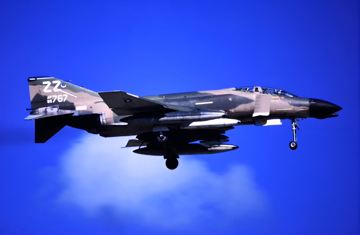 headdancer7's tweet image. #いい25の日 嘉手納基地、横田基地
F-4D 25TFS 18TFW ZZgn、65-0767
66-0269、67-7721、1979、
嘉手納基地F-4Dの配備が、1975年から始まり、1979年、F-15配備迄まで、F-4Dが居ました～