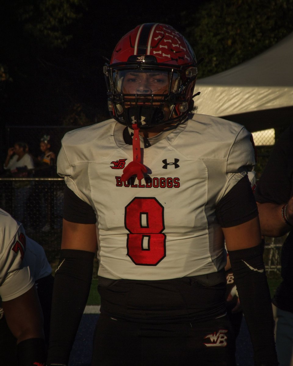 Cameron Gresham 
SENIOR SEASON HIGHLIGHTS CLASS OF 2025 WINDER-BARROW HS
77+Tackles 12 TFL  2 Sacks   2 PBU  1 FR
All region LB
<a href="/CoachBell100/">D. Bell</a> <a href="/coachpaxia/">Coach Paxia</a> <a href="/tfbaxter1985/">Tyson Baxter</a> @CoachPinedaWB <a href="/_CoachPWilliams/">Parker Williams</a> <a href="/kailonjai22/">Coach Jackson</a> <a href="/WBDoggsFB/">Winder-Barrow Bulldoggs FB</a> <a href="/NEGARecruits/">Northeast Georgia Recruits</a> <a href="/ChipolettiH/">Coach Chip</a> 
hudl.com/v/2QuqzQ