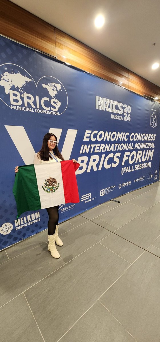 DamarisHoyosO's tweet image. En este Congreso de municipios BRICS, logré tejer lazos de cooperación con distintas autoridades de la función pública, así como redes empresariales que nos ayudarán en la ruta de la profesionalización de la gestión en nuestros municipios.

 ¡Por un mundo multipolar!

#BRICS2024