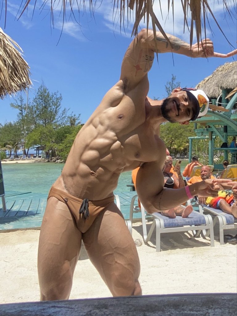 elcompaXL's tweet photo. Uuuuffff esto es la delicia en macho. https://t.co/RDACt442lf